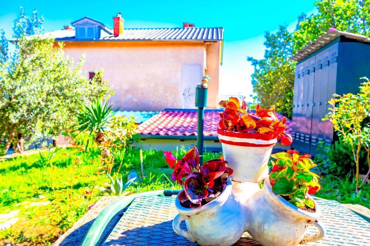 Vacation Home Grill & Chill With 350M2 Garden With Bbq Нови Винодолски Екстериор снимка